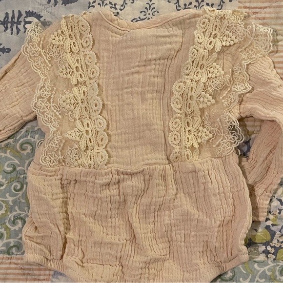 Brand new Baby girl boutique onesie/bodysuit/bubble with matching bow headband - Picture 7 of 9